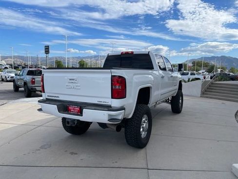 Used 2016 GMC Sierra 3500 Denali w/ Driver Alert Package AWD/4WD image 5