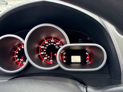 Used 2009 Toyota Matrix image 16