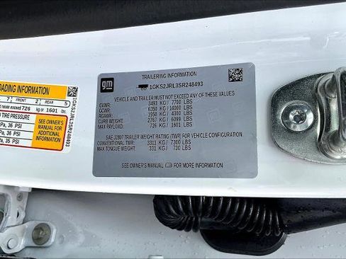 Used 2025 GMC Yukon XL Denali image 19