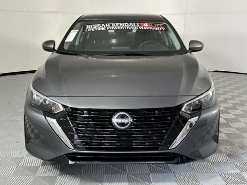 Used 2025 Nissan Sentra S FWD image 3