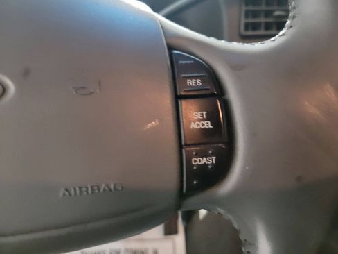 Used 2002 Ford F250 Lariat AWD/4WD image 26
