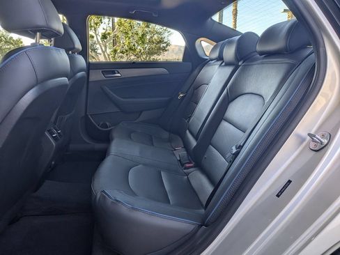 Used 2018 Hyundai Sonata Limited FWD image 14