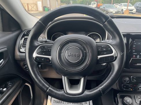 Used 2018 Jeep Compass Latitude w/ Popular Equipment Group AWD/4WD image 23