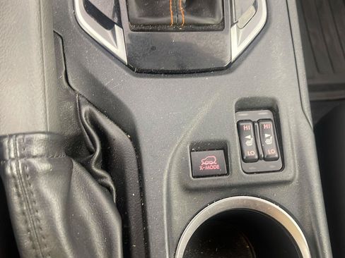 Used 2019 Subaru Crosstrek 2.0i Limited w/ Moonroof Package w/Navigation AWD/4WD image 22