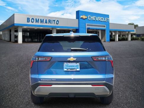 New 2026 Chevrolet Equinox LT w/ Convenience Package II AWD/4WD image 4