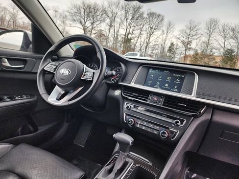 Used 2020 Kia Optima EX image 13