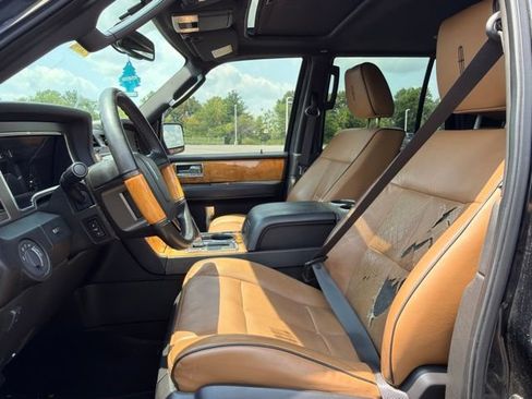 Used 2011 Lincoln Navigator 4WD w/ 101A Rapid Spec Order Code image 27