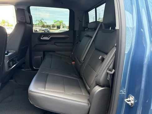 Used 2024 GMC Sierra 1500 Denali w/ Technology Package AWD/4WD image 17