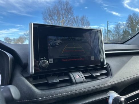 Used 2023 Toyota RAV4 XLE image 24