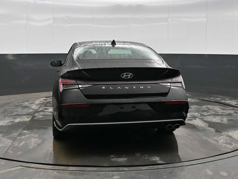 Certified 2025 Hyundai Elantra N Line image 6