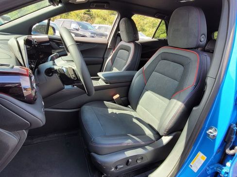 New 2025 Chevrolet Blazer EV RS AWD/4WD image 6