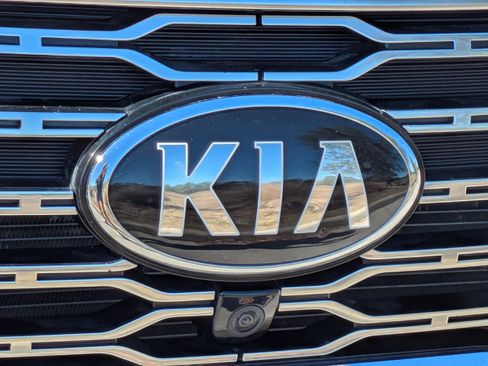 Certified 2021 Kia Telluride SX w/ Towing Package image 11