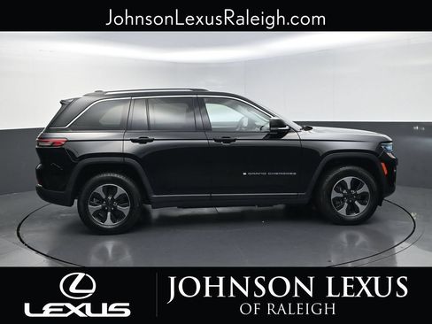 Used 2023 Jeep Grand Cherokee 4WD 4xe image 6