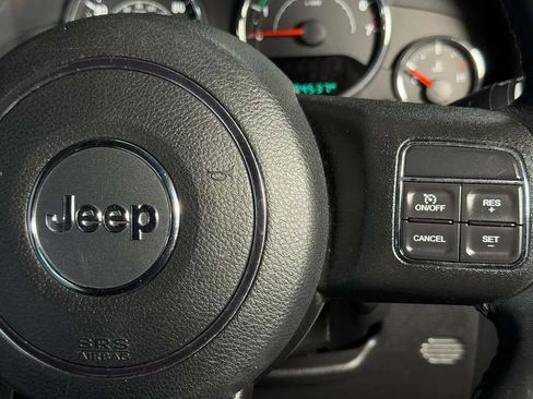 Used 2017 Jeep Wrangler Unlimited Sport w/ Quick Order Package 24S AWD/4WD image 29