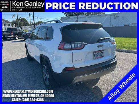 Used 2019 Jeep Cherokee Limited w/ Luxury Group AWD/4WD image 6