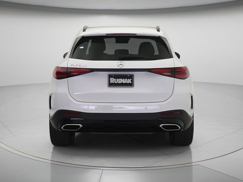 New 2027 Mercedes-Benz GLC 300 image 3