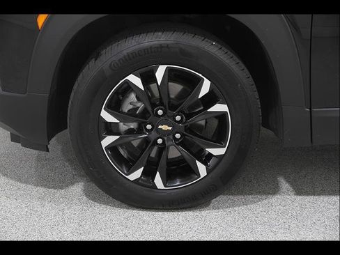 Used 2023 Chevrolet TrailBlazer LT AWD/4WD image 22