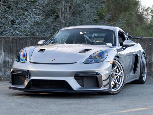 Certified 2025 Porsche 718 Cayman GT4 RS image 1