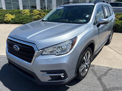Used 2022 Subaru Ascent Touring AWD/4WD image 2