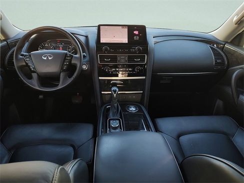 Used 2024 INFINITI QX80 Luxe w/ Cargo Package image 12
