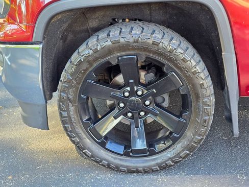 Used 2016 GMC Sierra 1500 SLE w/ SLE Value Package AWD/4WD image 10