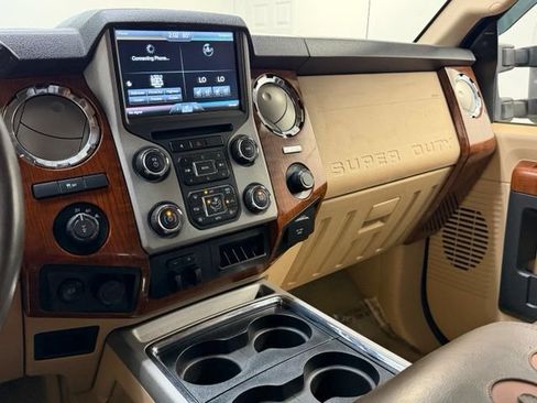 Used 2016 Ford F350 King Ranch w/ King Ranch w/Chrome Package AWD/4WD image 23