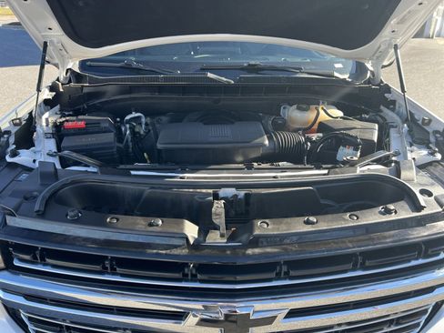 Used 2022 Chevrolet Tahoe LT w/ Luxury Package image 27