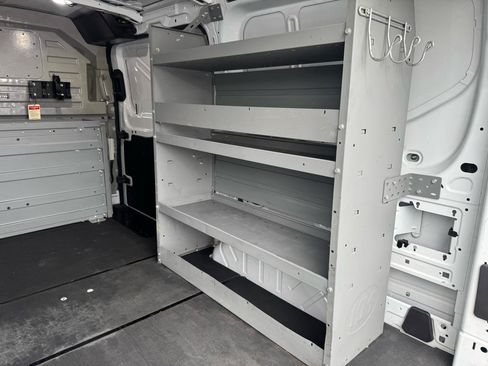 Used 2022 Ford Transit 250 Low Roof AWD image 15