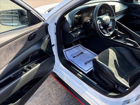 Used 2024 Hyundai Elantra N image 10