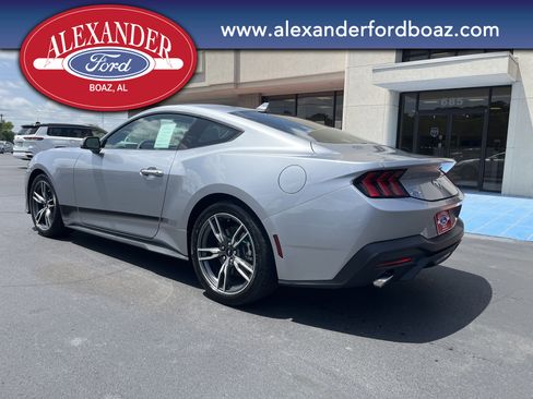 New 2025 Ford Mustang Coupe image 2