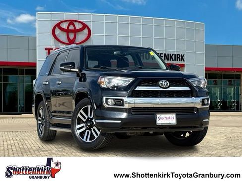 Used 2017 Toyota 4Runner Limited RWD image 1