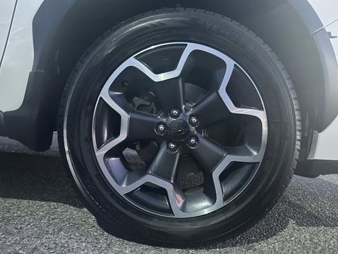 Used 2015 Subaru Crosstrek 2.0i Premium w/ Moonroof Package image 24