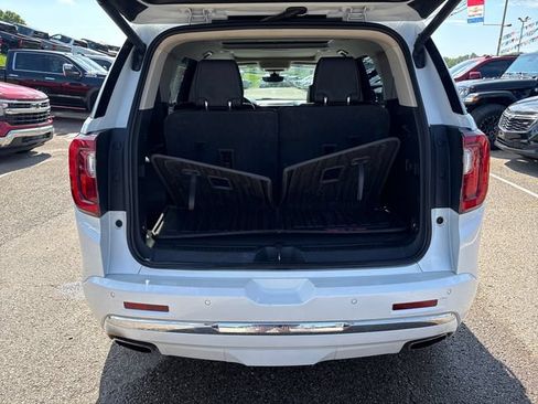 Used 2020 GMC Acadia Denali w/ Denali Ultimate Package AWD/4WD image 25