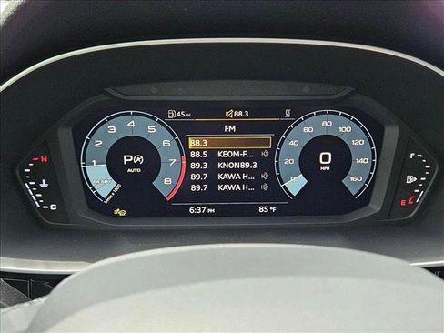 New 2025 Audi Q3 2.0T Premium w/ Convenience Package AWD/4WD image 10