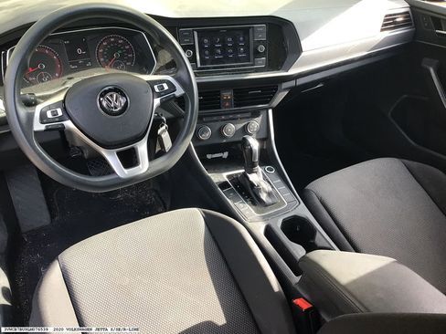 Used 2020 Volkswagen Jetta S image 10