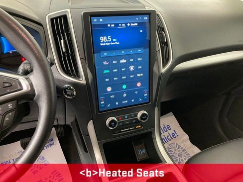 Used 2024 Ford Edge SEL image 2