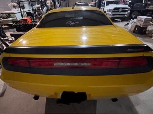 Used 2010 Dodge Challenger SRT8 w/ SRT Option Group II image 7