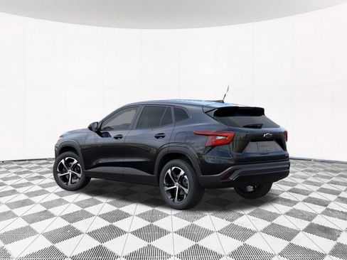 New 2026 Chevrolet Trax RS w/ Sunroof Package FWD image 6