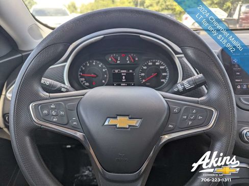 Used 2024 Chevrolet Malibu LT FWD image 26