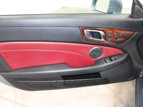 Used 2012 Mercedes-Benz SLK 350 image 21