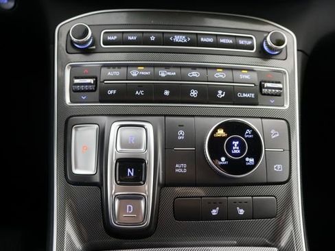 Used 2023 Hyundai Santa Fe SEL image 15