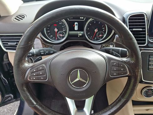 Used 2017 Mercedes-Benz GLE 350 4MATIC image 22