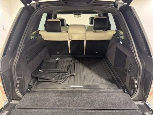 Used 2022 Land Rover Range Rover Westminster Edition image 29
