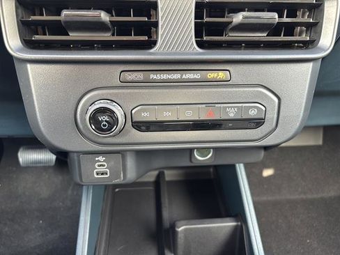 New 2025 Ford Maverick XL w/ Equipment Group 101A image 23