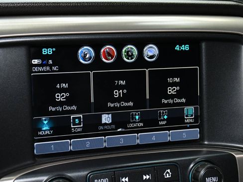 Used 2019 GMC Sierra 2500 Denali w/ Duramax Plus Package AWD/4WD image 43