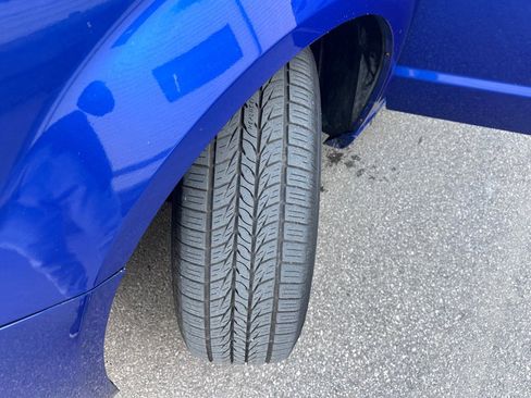 Used 2019 Dodge Grand Caravan SXT image 18