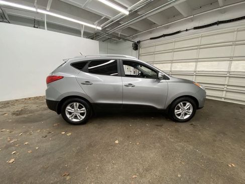 Used 2012 Hyundai Tucson GLS image 7
