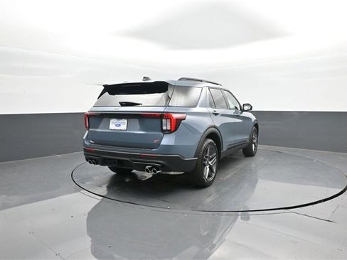 New 2026 Ford Explorer ST image 7