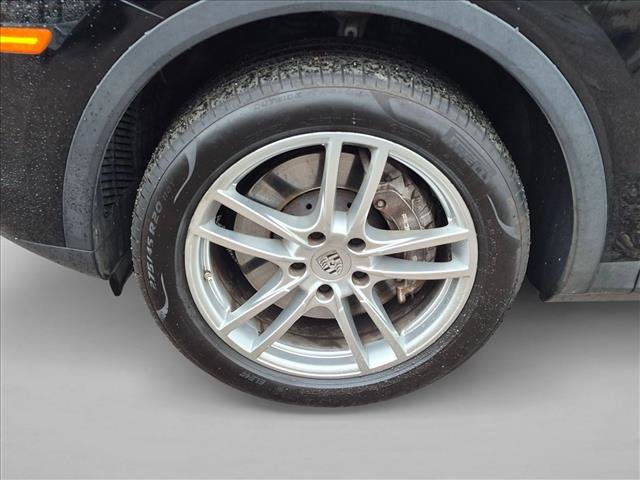 Used 2022 Porsche Cayenne AWD/4WD image 8