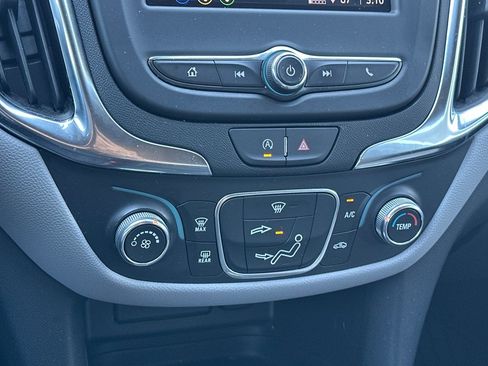 Used 2024 Chevrolet Equinox LS w/ LS Convenience Package FWD image 26
